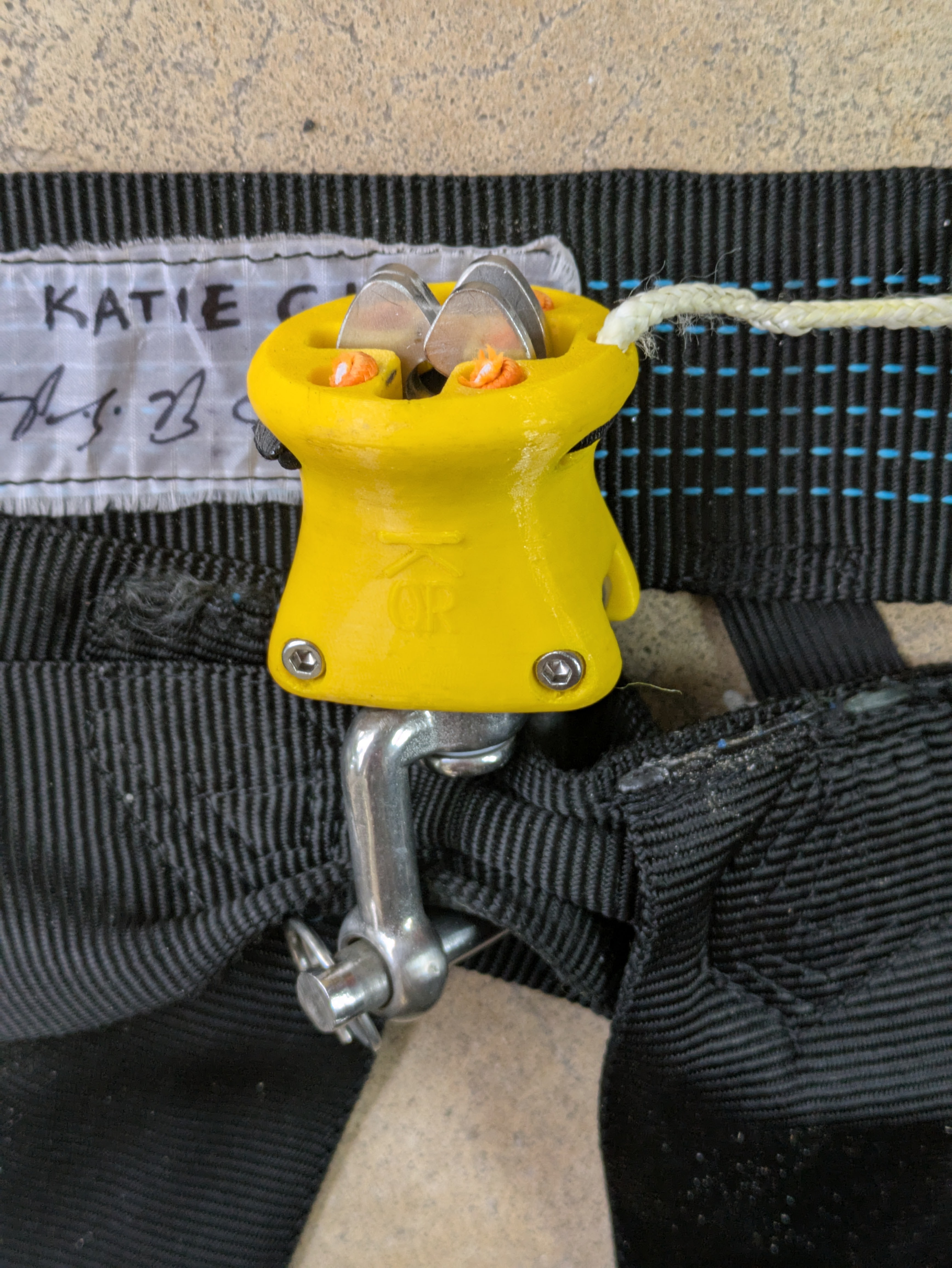 KQR body installed in a harness