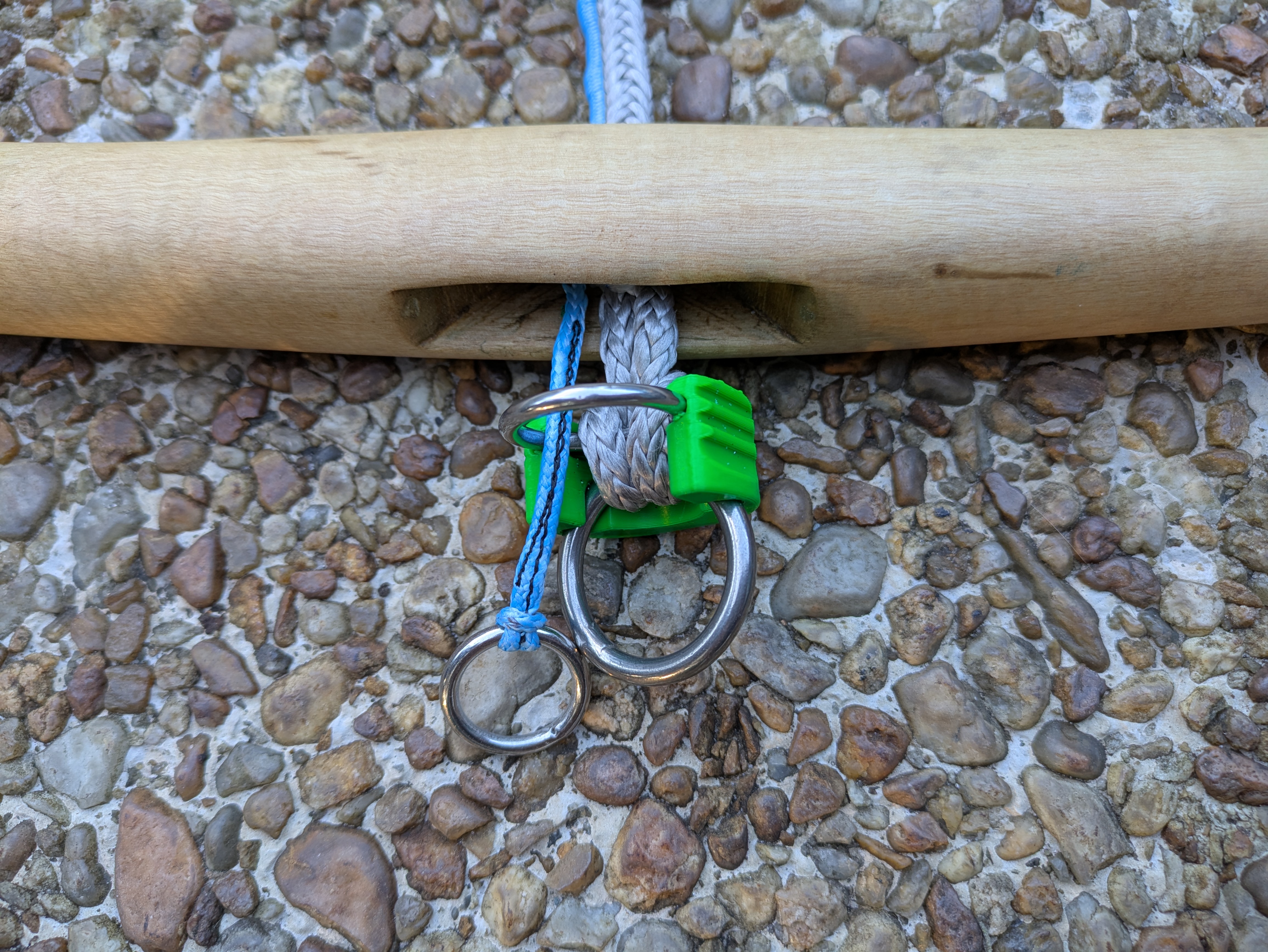 KQR rings and ring holder installed in a bar